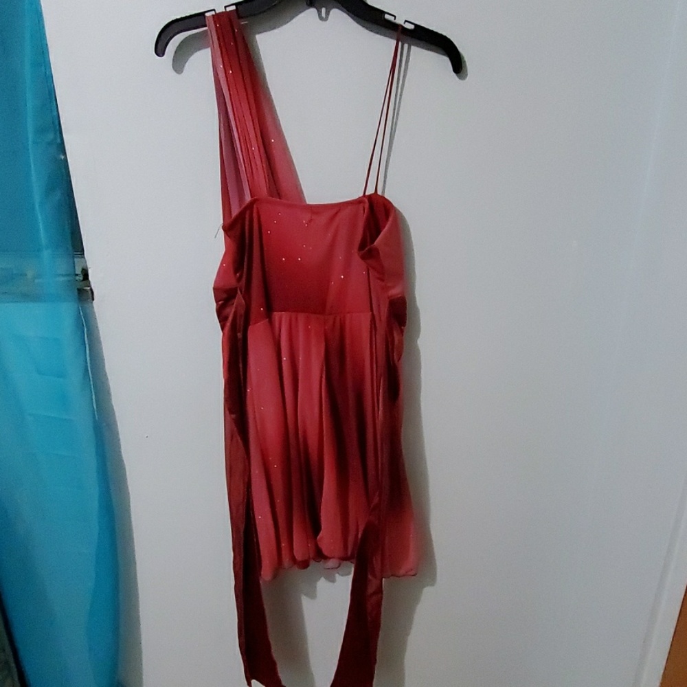 Homecoming Dress - Picture 2 of 3